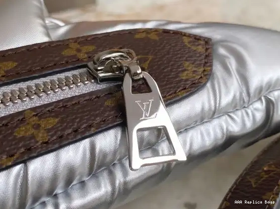 Aaa replica bags MAXI LOUIS BUMBAG VUITTON 0617